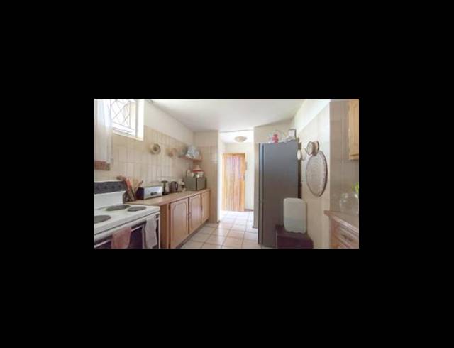 3 BEDROOM APARTMENT FOR SALE IN WONDERBOOM SOUTH